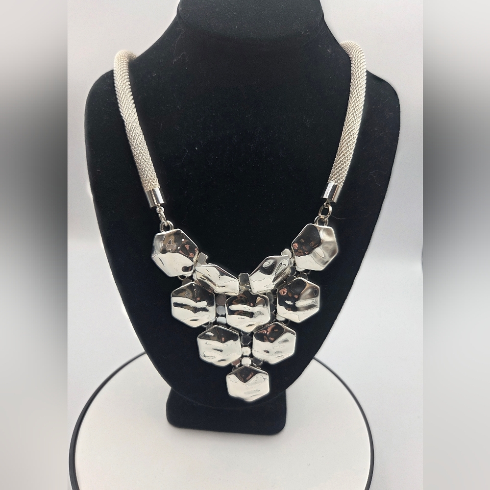 NEW Tuleste Silvertone  Statement Necklace